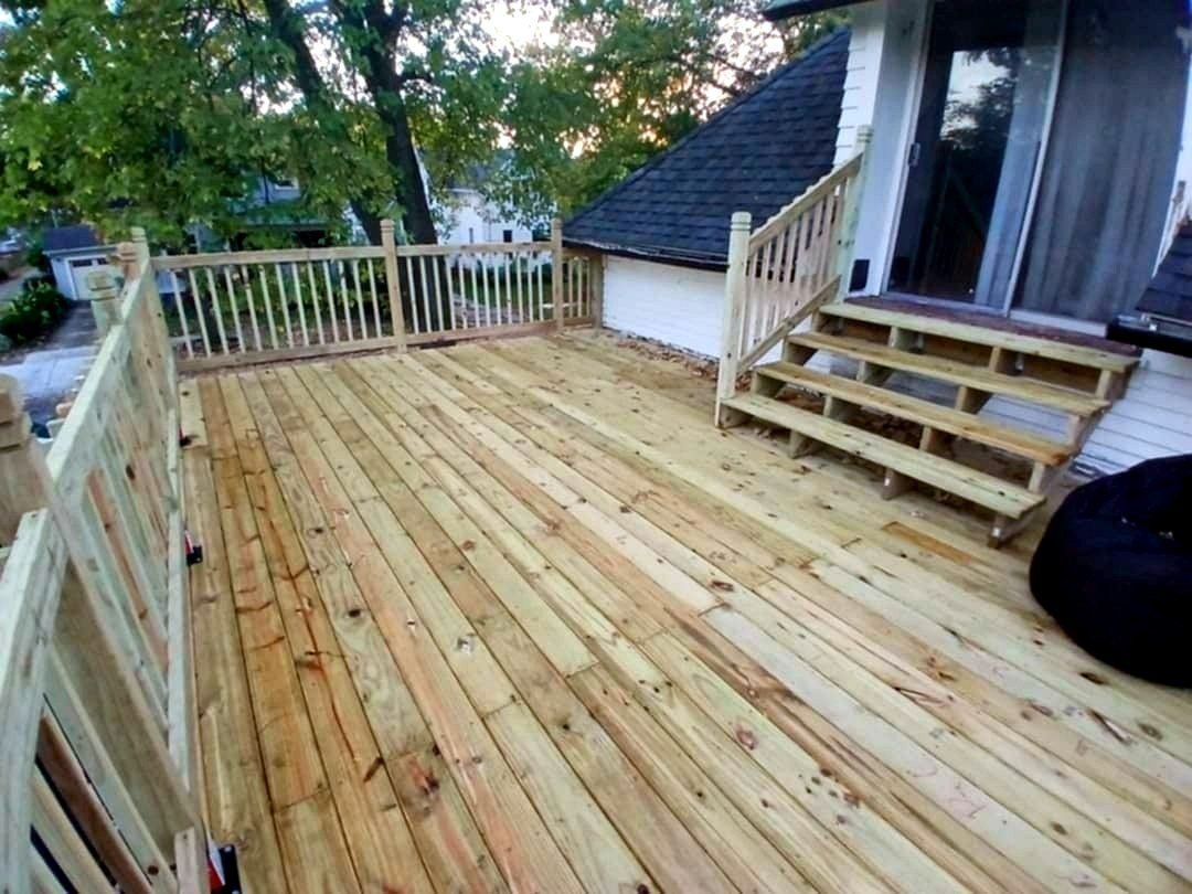 Deck craftsmanship details